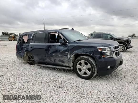 ✅ 2019 Chevrolet Tahoe LT • VIN: 1GNSCBKC2KR178761 • Lot: 93453075. Listed on Copart with 48,004 mi. Free auction sales archive from the USA and detailed vehicle history report at DreamBid. Image 15.