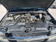 ✅ 2003 Chevrolet Silverado 2500HD LS • VIN: 1GCHC29183E114983 • Lot: 75506984. Wystawiony na Copart z przebiegiem 148 474 mil. Bezpłatny archiwum sprzedaży aukcyjnych z USA i szczegółowy raport historii pojazdu na DreamBid. Zdjęcie 12.