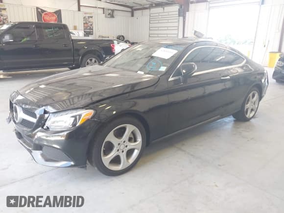 ✅ 2017 Mercedes-Benz C 300 • VIN: WDDWJ4JB6HF357941 • Lot: 42859210. Wystawiony na IAAI z przebiegiem 36 529 mil. Bezpłatny archiwum sprzedaży aukcyjnych z USA i szczegółowy raport historii pojazdu na DreamBid. Zdjęcie 2.