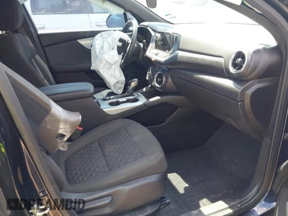 ✅ 2020 Chevrolet Blazer LT • VIN: 3GNKBBRA2LS610139 • Лот: 42914808. Опубликован ранее на IAAI с пробегом 70 225 миль. Бесплатный доступ к архиву аукционных продаж из США и подробный отчёт об истории автомобиля на DreamBid. Изображение 5.