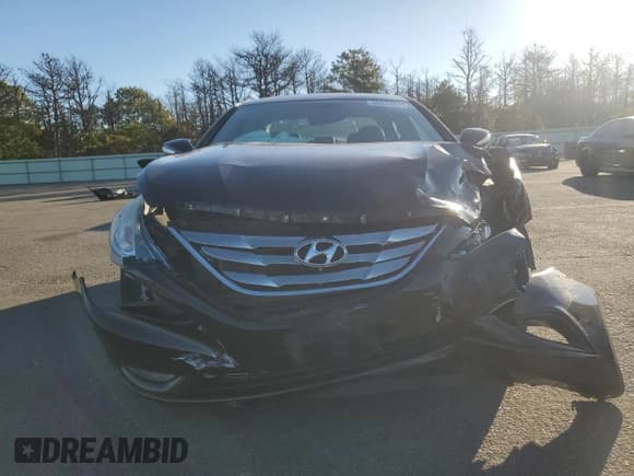 ✅ 2011 Hyundai Sonata Limited • VIN: 5NPEC4AC8BH260195 • Lot: 85834675. Listed on Copart with 61,330 mi. Free auction sales archive from the USA and detailed vehicle history report at DreamBid. Image 5.