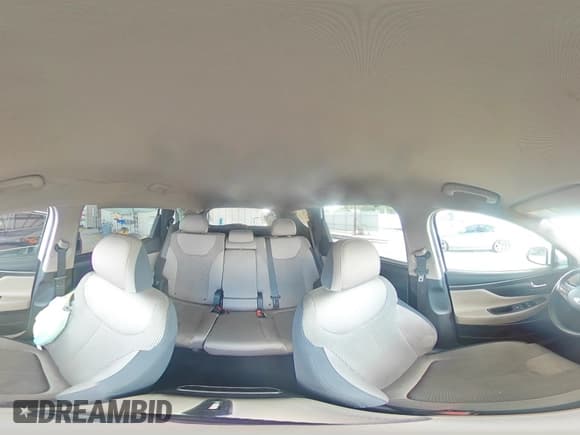 ✅ 2019 Hyundai Santa Fe SEL • VIN: 5NMS33AD4KH032052 • Лот: 84892325. Опубликован ранее на Copart с пробегом 43 291 миль. Бесплатный доступ к архиву аукционных продаж из США и подробный отчёт об истории автомобиля на DreamBid. Изображение 15.