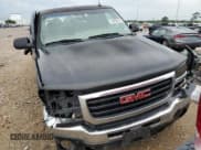 ✅ 2004 GMC Sierra 2500HD SLT • VIN: 1GTHK23114F143006 • Lot: 55283215. Wystawiony na Copart z przebiegiem Nie podano. Bezpłatny archiwum sprzedaży aukcyjnych z USA i szczegółowy raport historii pojazdu na DreamBid. Zdjęcie 5.