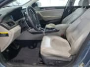 ✅ 2017 Hyundai Sonata Sport • VIN: 5NPE34AF0HH591906 • Lot: 85293965. Listed on Copart with 137,409 mi. Free auction sales archive from the USA and detailed vehicle history report at DreamBid. Image 7.