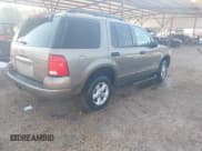 ✅ 2005 Ford Explorer XLT • VIN: 1FMZU63K35UA40466 • Lot: 43252678. Wystawiony na IAAI z przebiegiem 133 282 mil. Bezpłatny archiwum sprzedaży aukcyjnych z USA i szczegółowy raport historii pojazdu na DreamBid. Zdjęcie 4.