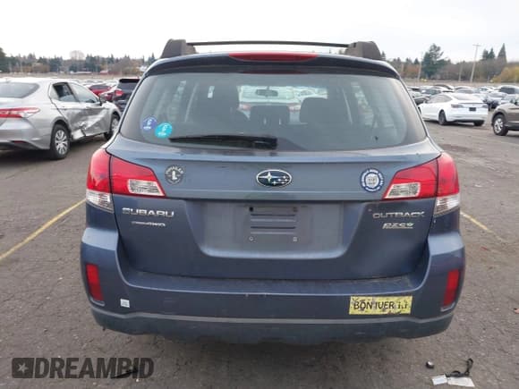 ✅ 2014 Subaru Outback 2.5i • VIN: 4S4BRBAC7E3320534 • Lot: 43736657. Wystawiony na IAAI z przebiegiem 197 690 mil. Bezpłatny archiwum sprzedaży aukcyjnych z USA i szczegółowy raport historii pojazdu na DreamBid. Zdjęcie 16.