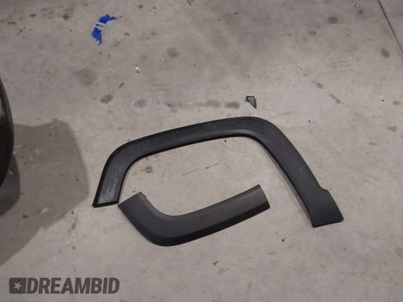 ✅ 2017 Jeep Renegade Latitude • VIN: ZACCJABB6HPE79271 • Лот: 40998196. Опубликован ранее на IAAI с пробегом 117 118 миль. Бесплатный доступ к архиву аукционных продаж из США и подробный отчёт об истории автомобиля на DreamBid. Изображение 18.