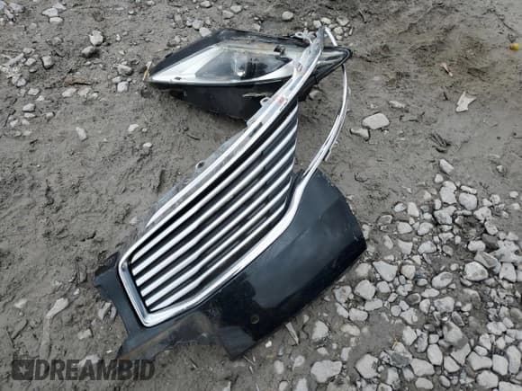 ✅ 2014 Lincoln MKZ Hybrid • VIN: 3LN6L2LU4ER816157 • Lot: 82631005. Listed on Copart with 186,426 mi. Free auction sales archive from the USA and detailed vehicle history report at DreamBid. Image 12.