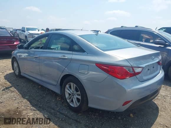 2014 Hyundai Sonata GLS with VIN 5NPEB4AC0EH823943, listed as a IAAI auction lot 42601503 with 46,940 mi miles and . Bid and sale history available at DreamBid. Image 3.