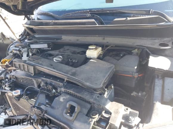 ✅ 2014 Nissan Pathfinder SV • VIN: 5N1AR2MN4EC704490 • Lot: 41453742. Listed on IAAI with 180,951 mi. Free auction sales archive from the USA and detailed vehicle history report at DreamBid. Image 10.