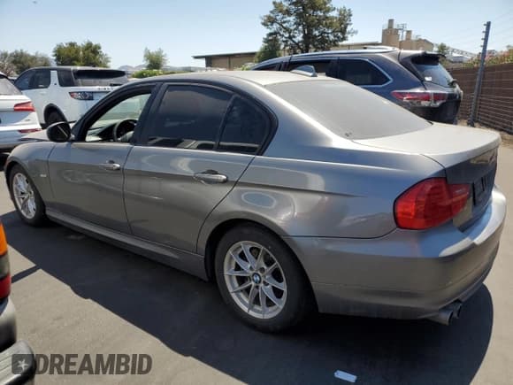 ✅ 2010 BMW 3 Series 328i • VIN: WBAPH5G56ANM69911 • Lot: 68366845. Listed on Copart with 258,616 mi. Free auction sales archive from the USA and detailed vehicle history report at DreamBid. Image 2.