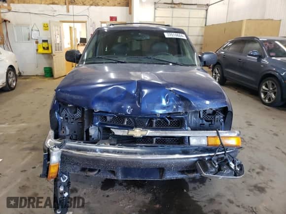 2001 Chevrolet Blazer LT z VIN 1GNDT13W01K224400, wystawiony jako Copart lot #72014684 z przebiegiem 46 747 mil mil oraz Szkoda całkowita • Salvage title. Historia ofert i sprzedaży dostępna na DreamBid. Obrazek 5.