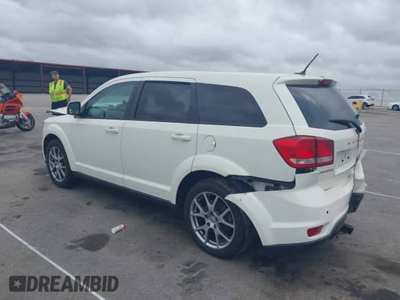 2014 Dodge Journey R/T z VIN 3C4PDCEG9ET276343, wystawiony jako IAAI lot #43388578 z przebiegiem 130 971 mil mil oraz . Historia ofert i sprzedaży dostępna na DreamBid. Obrazek 3.