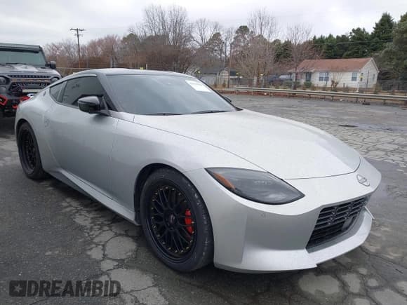 ✅ 2024 Nissan Z Performance • VIN: JN1BZ4BH8RM362157 • Лот: 41553369. Опубликован ранее на IAAI с пробегом 398 миль. Бесплатный доступ к архиву аукционных продаж из США и подробный отчёт об истории автомобиля на DreamBid. Изображение 1.