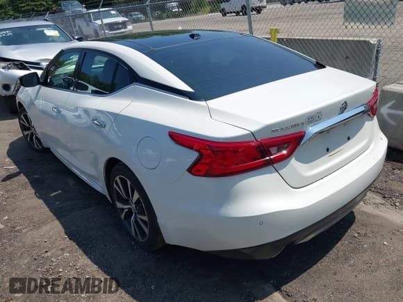 ✅ 2017 Nissan Maxima SL • VIN: 1N4AA6AP3HC424806 • Лот: 42911714. Опубликован ранее на IAAI с пробегом 132 765 миль. Бесплатный доступ к архиву аукционных продаж из США и подробный отчёт об истории автомобиля на DreamBid. Изображение 3.