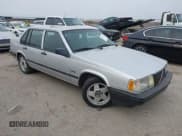 ✅ 1991 Volvo 940 • VIN: YV1JA8746MA031563 • Lot: 41931122. Listed on IAAI with 374,046 mi. Free auction sales archive from the USA and detailed vehicle history report at DreamBid. Image 1.