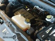 ✅ 2020 Chevrolet Trax LS • VIN: KL7CJKSB8LB088953 • Lot: 43392952. Wystawiony na IAAI z przebiegiem 90 707 mil. Bezpłatny archiwum sprzedaży aukcyjnych z USA i szczegółowy raport historii pojazdu na DreamBid. Zdjęcie 19.