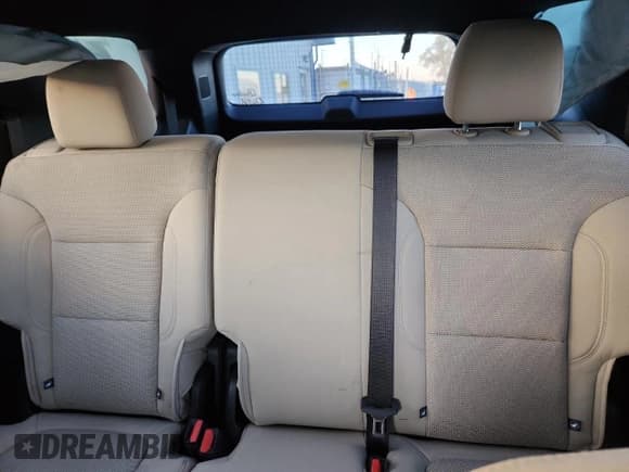 ✅ 2024 Chevrolet Traverse LS • VIN: 1GNESTKW2RJ139340 • Lot: 91513645. Wystawiony na Copart z przebiegiem 36 012 mil. Bezpłatny archiwum sprzedaży aukcyjnych z USA i szczegółowy raport historii pojazdu na DreamBid. Zdjęcie 10.