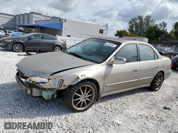 ✅ 1999 Honda Accord EX • VIN: 1HGCG5559XA056549 • Лот: 50090965. Опубликован ранее на Copart с пробегом Не указан. Бесплатный доступ к архиву аукционных продаж из США и подробный отчёт об истории автомобиля на DreamBid. Изображение 1.