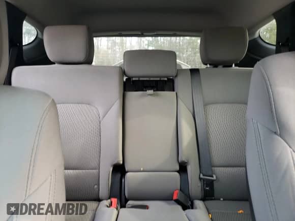 ✅ 2018 Hyundai Santa Fe 2.4L • VIN: 5XYZTDLB1JG541444 • Lot: 42704343. Wystawiony na Copart z przebiegiem 85 924 mil mil. Skorzystaj z bezpłatnego archiwum sprzedaży aukcyjnych z USA i zobacz szczegółowy raport historii pojazdu na DreamBid. Zdjęcie 10.