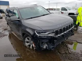 ✅ 2022 Jeep Wagoneer Series II • VIN: 1C4SJVBT9NS108039 • Lot: 65415343. Wystawiony na Copart z przebiegiem Nie podano. Bezpłatny archiwum sprzedaży aukcyjnych z USA i szczegółowy raport historii pojazdu na DreamBid. Zdjęcie 4.