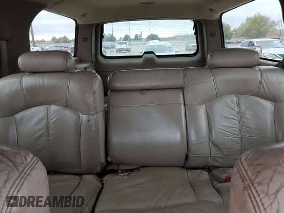 2002 Chevrolet Suburban LT с VIN 1GNFK16Z92J149706, выставлен на аукционе Copart как лот 78963654 с пробегом Не указан миль и Списание • Salvage title. История ставок и продаж доступна на DreamBid. Изображение 10.