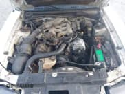 ✅ 1999 Ford Mustang • VIN: 1FAFP4048XF111103 • Lot: 43014774. Wystawiony na IAAI z przebiegiem Nie podano. Bezpłatny archiwum sprzedaży aukcyjnych z USA i szczegółowy raport historii pojazdu na DreamBid. Zdjęcie 10.