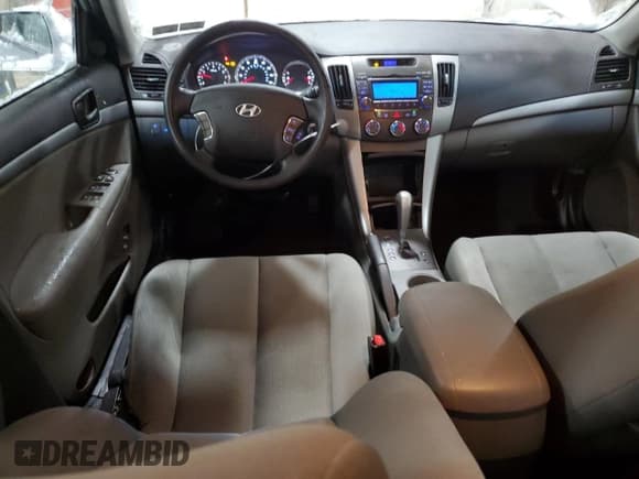 ✅ 2010 Hyundai Sonata GLS • VIN: 5NPET4AC4AH611635 • Лот: 41401395. Опубликован ранее на Copart с пробегом 65 969 миль. Бесплатный доступ к архиву аукционных продаж из США и подробный отчёт об истории автомобиля на DreamBid. Изображение 8.