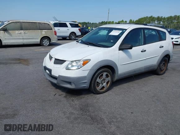 ✅ 2003 Pontiac Vibe • VIN: 5Y2SL62853Z431052 • Lot: 43140580. Wystawiony na IAAI z przebiegiem 218 001 mil. Bezpłatny archiwum sprzedaży aukcyjnych z USA i szczegółowy raport historii pojazdu na DreamBid. Zdjęcie 2.