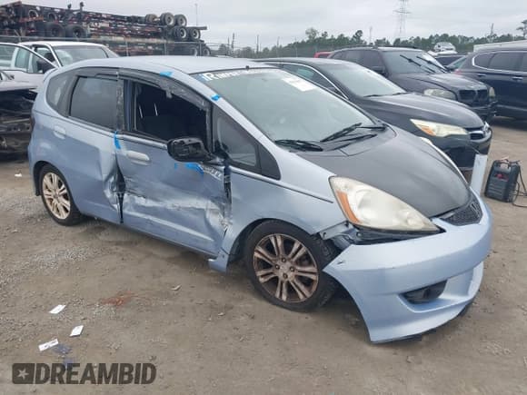 ✅ 2009 Honda Fit Sport • VIN: JHMGE88429S053630 • Lot: 43532949. Listed on IAAI with 197,977 mi. Free auction sales archive from the USA and detailed vehicle history report at DreamBid. Image 1.