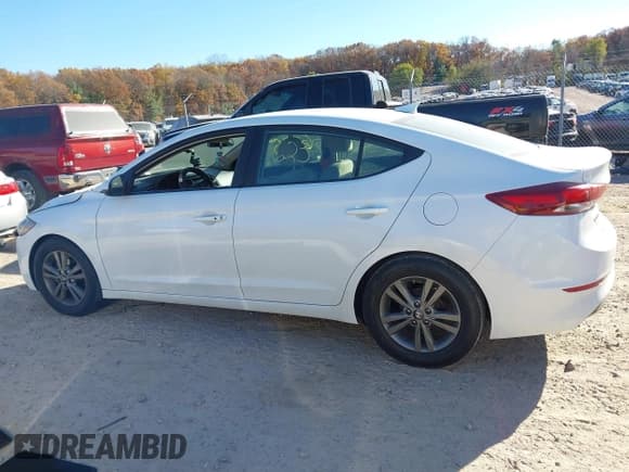 ✅ 2017 Hyundai Elantra Limited • VIN: 5NPD84LF4HH016475 • Lot: 43626235. Listed on IAAI with 116,713 mi. Free auction sales archive from the USA and detailed vehicle history report at DreamBid. Image 14.