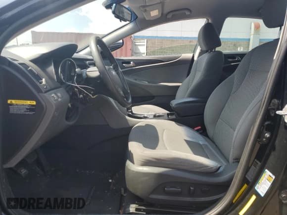 ✅ 2012 Hyundai Sonata GLS • VIN: 5NPEB4AC7CH455886 • Lot: 68798604. Listed on Copart with 131,836 mi. Free auction sales archive from the USA and detailed vehicle history report at DreamBid. Image 7.