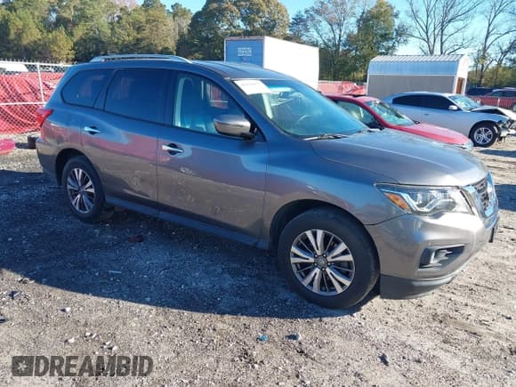 ✅ 2017 Nissan Pathfinder SL • VIN: 5N1DR2MM3HC907380 • Lot: 43620677. Listed on IAAI with 79,985 mi. Free auction sales archive from the USA and detailed vehicle history report at DreamBid. Image 1.