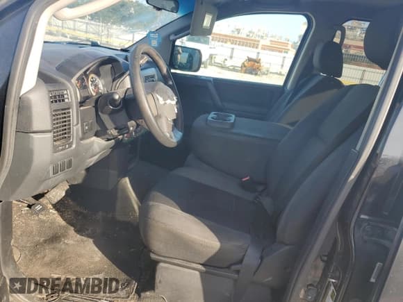 ✅ 2009 Nissan Titan SE • VIN: 1N6BA07D89N316693 • Lot: 66566885. Wystawiony na Copart z przebiegiem 117 523 mil. Bezpłatny archiwum sprzedaży aukcyjnych z USA i szczegółowy raport historii pojazdu na DreamBid. Zdjęcie 7.