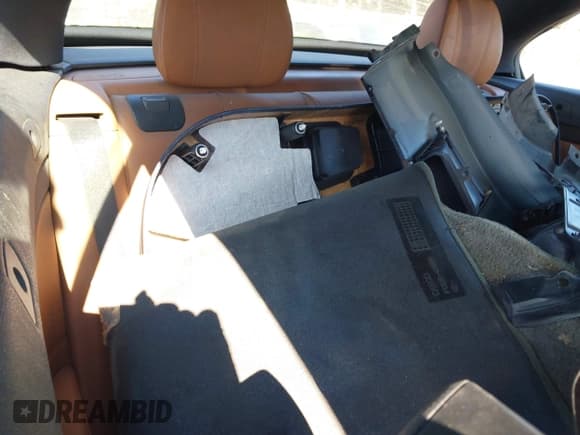 ✅ 2015 BMW 4 Series 428i xDrive • VIN: WBA3T1C59FP820477 • Lot: 42820534. Listed on IAAI with 40,138 mi. Free auction sales archive from the USA and detailed vehicle history report at DreamBid. Image 8.