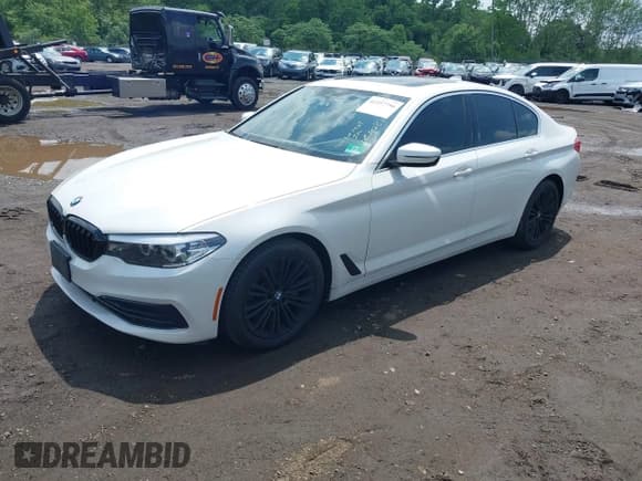 ✅ 2019 BMW 5 Series 530i xDrive • VIN: WBAJA7C55KWW00365 • Lot: 42357786. Listed on IAAI with 91,195 mi. Free auction sales archive from the USA and detailed vehicle history report at DreamBid. Image 2.