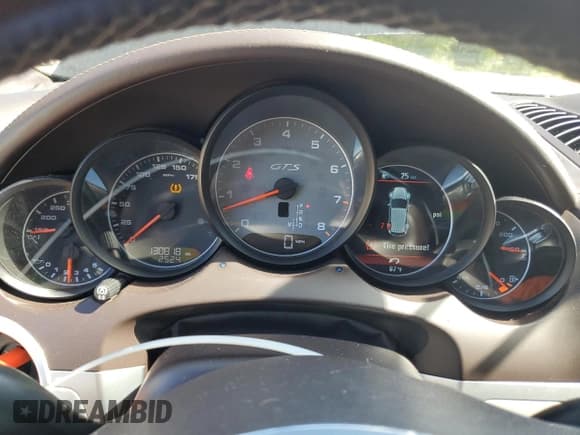 ✅ 2014 Porsche Cayenne GTS • VIN: WP1AD2A24ELA73395 • Лот: 71174915. Опубликован ранее на Copart с пробегом 130 818 миль. Бесплатный доступ к архиву аукционных продаж из США и подробный отчёт об истории автомобиля на DreamBid. Изображение 9.