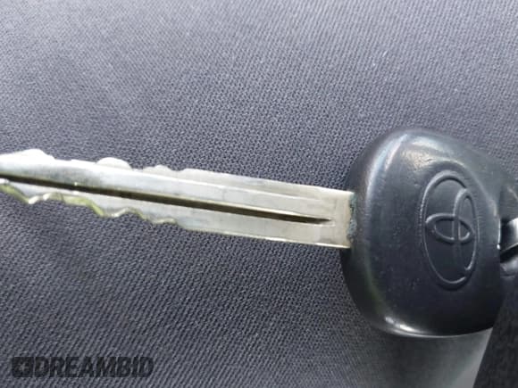 ✅ 2012 Toyota Highlander • VIN: 5TDBK3EH8CS130855 • Lot: 43015178. Wystawiony na IAAI z przebiegiem 182 954 mil. Bezpłatny archiwum sprzedaży aukcyjnych z USA i szczegółowy raport historii pojazdu na DreamBid. Zdjęcie 11.