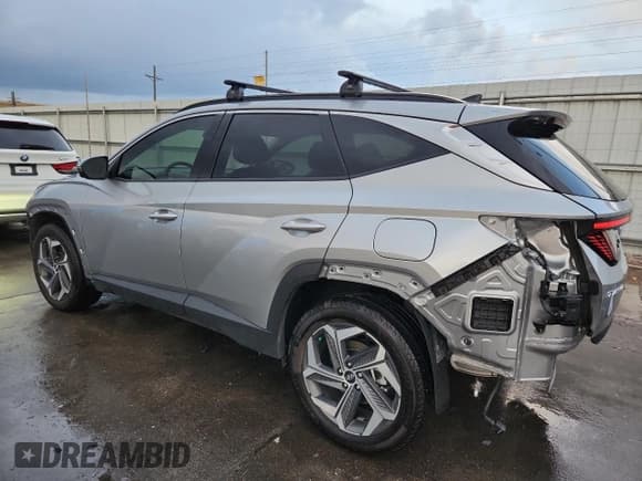 ✅ 2024 Hyundai Tucson Limited • VIN: 5NMJECDE1RH410266 • Лот: 89730445. Опубликован ранее на Copart с пробегом 10 071 миль. Бесплатный доступ к архиву аукционных продаж из США и подробный отчёт об истории автомобиля на DreamBid. Изображение 2.