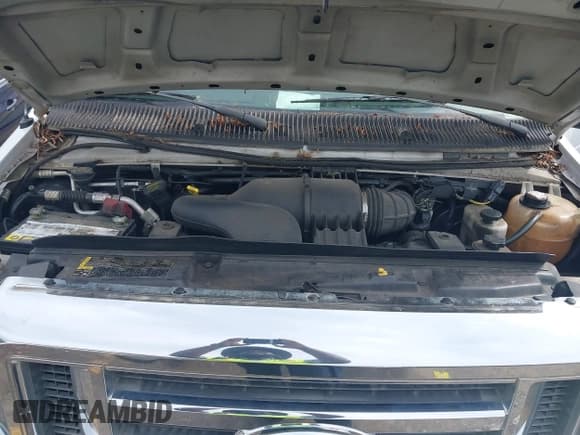 ✅ 2011 Ford Econoline Cargo Commercial • VIN: 1FTNE2ELXBDB13360 • Lot: 42162917. Listed on IAAI with 283,697 mi. Free auction sales archive from the USA and detailed vehicle history report at DreamBid. Image 10.