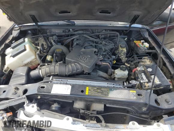 ✅ 2004 Ford Ranger XL Fleet • VIN: 1FTZR45E94PA36047 • Lot: 70779715. Wystawiony na Copart z przebiegiem 156 733 mil. Bezpłatny archiwum sprzedaży aukcyjnych z USA i szczegółowy raport historii pojazdu na DreamBid. Zdjęcie 11.