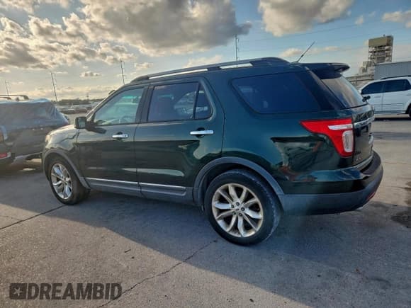 ✅ 2013 Ford Explorer XLT • VIN: 1FM5K7D84DGA78265 • Lot: 93268135. Wystawiony na Copart z przebiegiem 138 829 mil. Bezpłatny archiwum sprzedaży aukcyjnych z USA i szczegółowy raport historii pojazdu na DreamBid. Zdjęcie 2.