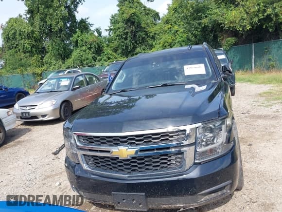 ✅ 2017 Chevrolet Tahoe LT • VIN: 1GNSKBKC6HR166768 • Lot: 42959601. Listed on IAAI with 176,014 mi. Free auction sales archive from the USA and detailed vehicle history report at DreamBid. Image 11.