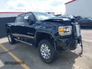 ✅ 2017 GMC Sierra 2500HD Denali • VIN: 1GT12UEY8HF213646 • Лот: 42129737. Опубликован ранее на IAAI с пробегом 82 369 миль. Бесплатный доступ к архиву аукционных продаж из США и подробный отчёт об истории автомобиля на DreamBid. Изображение 1.