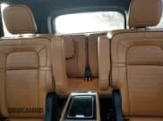 ✅ 2020 Lincoln Aviator Black Label • VIN: 5LM5J9XC9LGL36502 • Лот: 93273645. Опубликован ранее на Copart с пробегом 54 655 миль. Бесплатный доступ к архиву аукционных продаж из США и подробный отчёт об истории автомобиля на DreamBid. Изображение 10.