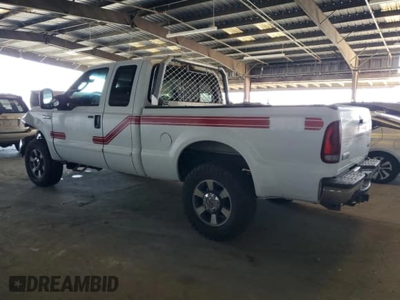 ✅ 2006 Ford F-250 XL • VIN: 1FTSX21556EC13404 • Lot: 66828195. Wystawiony na Copart z przebiegiem 107 086 mil. Bezpłatny archiwum sprzedaży aukcyjnych z USA i szczegółowy raport historii pojazdu na DreamBid. Zdjęcie 2.