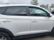 ✅ 2021 Hyundai Tucson SE • VIN: KM8J23A40MU286248 • Lot: 43329243. Wystawiony na IAAI z przebiegiem 55 481 mil. Bezpłatny archiwum sprzedaży aukcyjnych z USA i szczegółowy raport historii pojazdu na DreamBid. Zdjęcie 13.