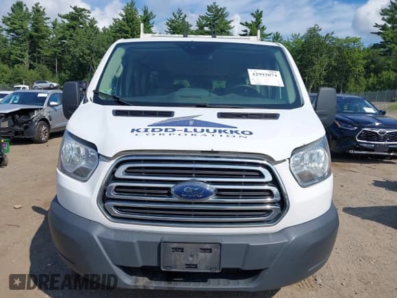 ✅ 2017 Ford Transit XL • VIN: 1FBZX2ZM8HKA10722 • Lot: 42993074. Wystawiony na IAAI z przebiegiem 150 411 mil. Bezpłatny archiwum sprzedaży aukcyjnych z USA i szczegółowy raport historii pojazdu na DreamBid. Zdjęcie 13.