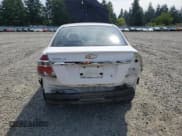 ✅ 2010 Chevrolet Aveo 1LT • VIN: KL1TD5DE7AB127992 • Lot: 62000895. Wystawiony na Copart z przebiegiem 66 769 mil. Bezpłatny archiwum sprzedaży aukcyjnych z USA i szczegółowy raport historii pojazdu na DreamBid. Zdjęcie 6.