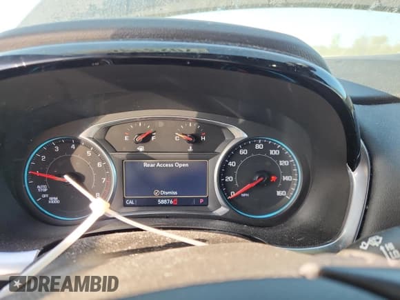 ✅ 2022 Chevrolet Traverse LT Cloth • VIN: 1GNERGKW1NJ125510 • Lot: 70231925. Wystawiony na Copart z przebiegiem 58 876 mil. Bezpłatny archiwum sprzedaży aukcyjnych z USA i szczegółowy raport historii pojazdu na DreamBid. Zdjęcie 9.